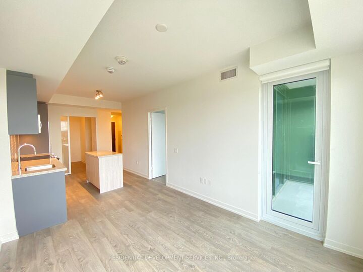 Property Photo:  3 Rosewater Street 1110W  ON L4C 5T6 