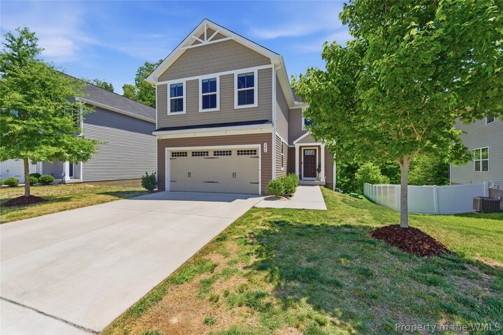 Property Photo:  206 Normandy Crescent  VA 23185 