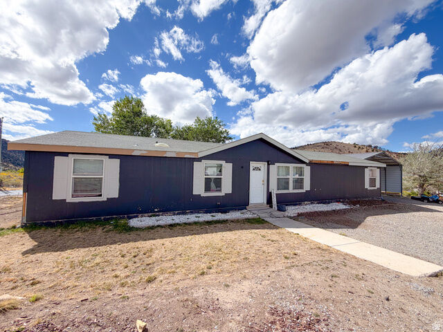 Property Photo: 70 S Pope UT 84628