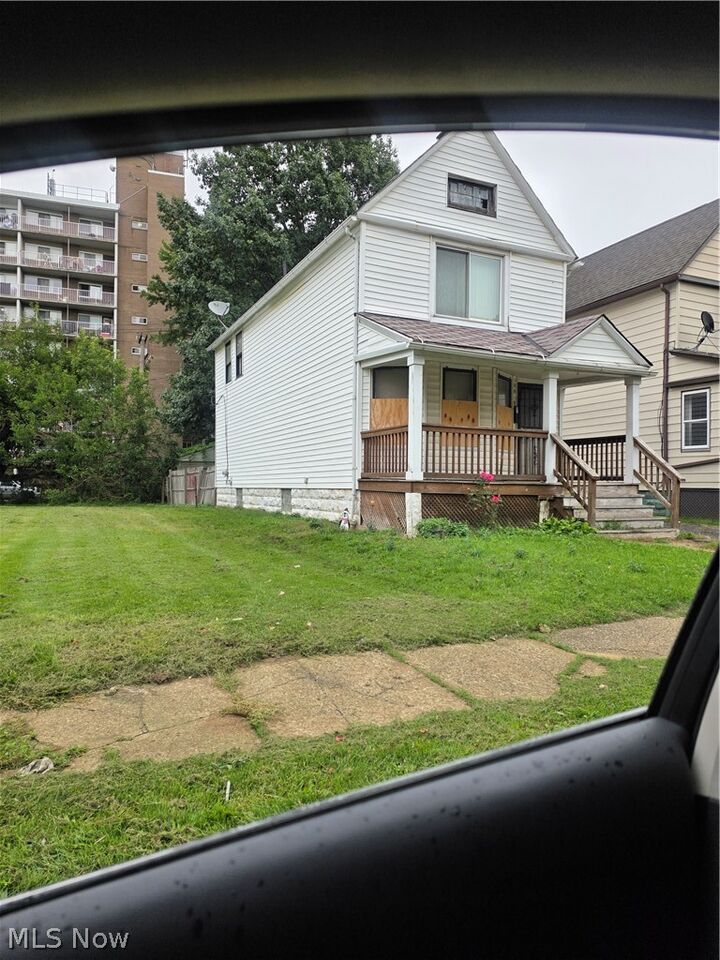 Property Photo:  1679 Lockwood Avenue  OH 44112 
