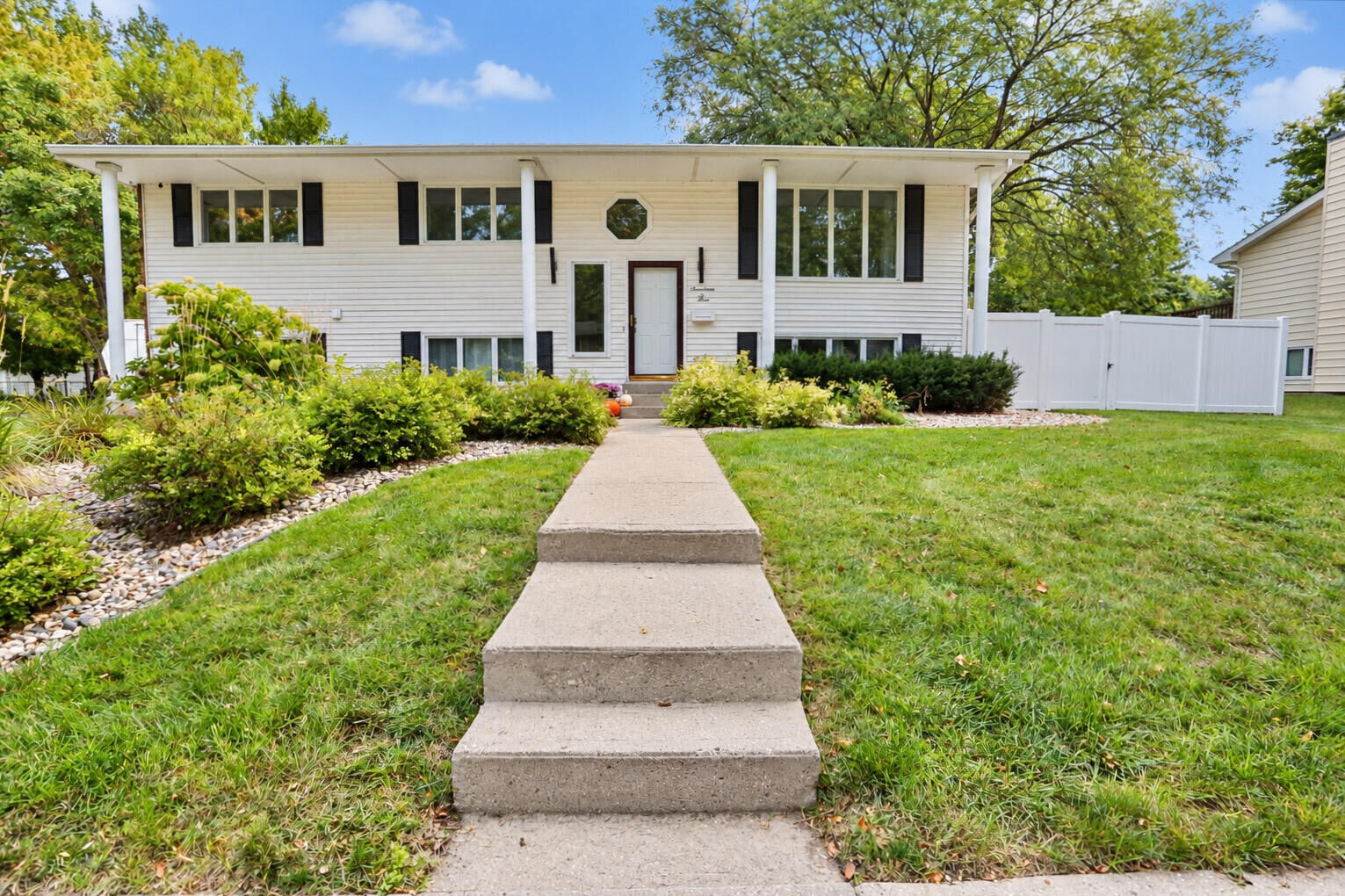 Property Photo:  1703 S 7th Street  SD 57401 