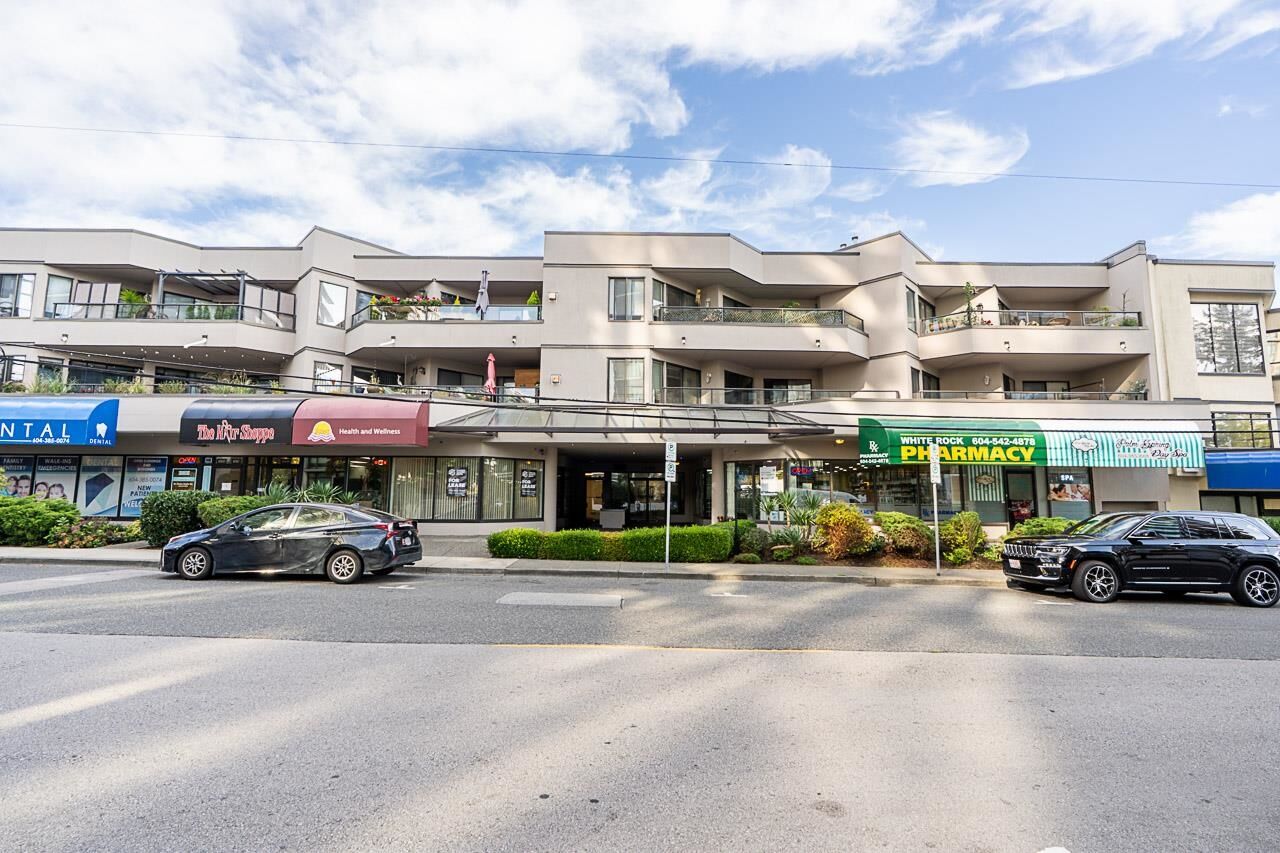 Property Photo:  1440 George Street 201  BC V4B 4A3 