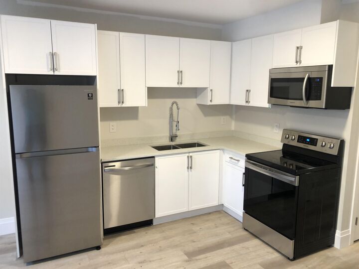 Property Photo:  16539 8th Avenue  BC V4A 9C1 