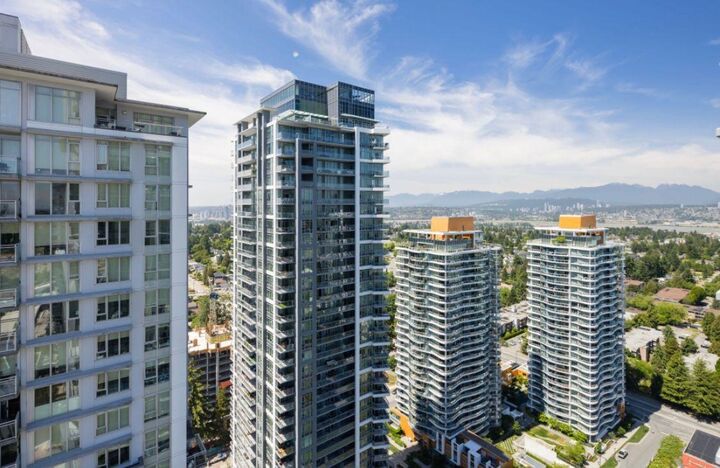 Property Photo:  13350 Central Avenue 516  BC V3T 0S1 