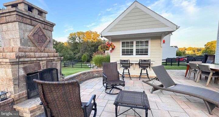 Property Photo:  35820 Peninsula Court  VA 20141 