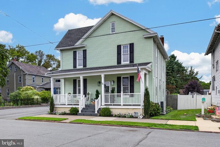 Property Photo:  54 Prospect Street  PA 17036 