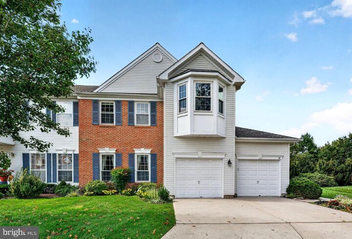 Property Photo:  37 Windingbrook Road  NJ 08505 
