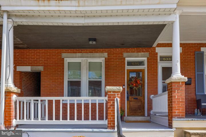 Property Photo:  635 N Pine Street  PA 17603 