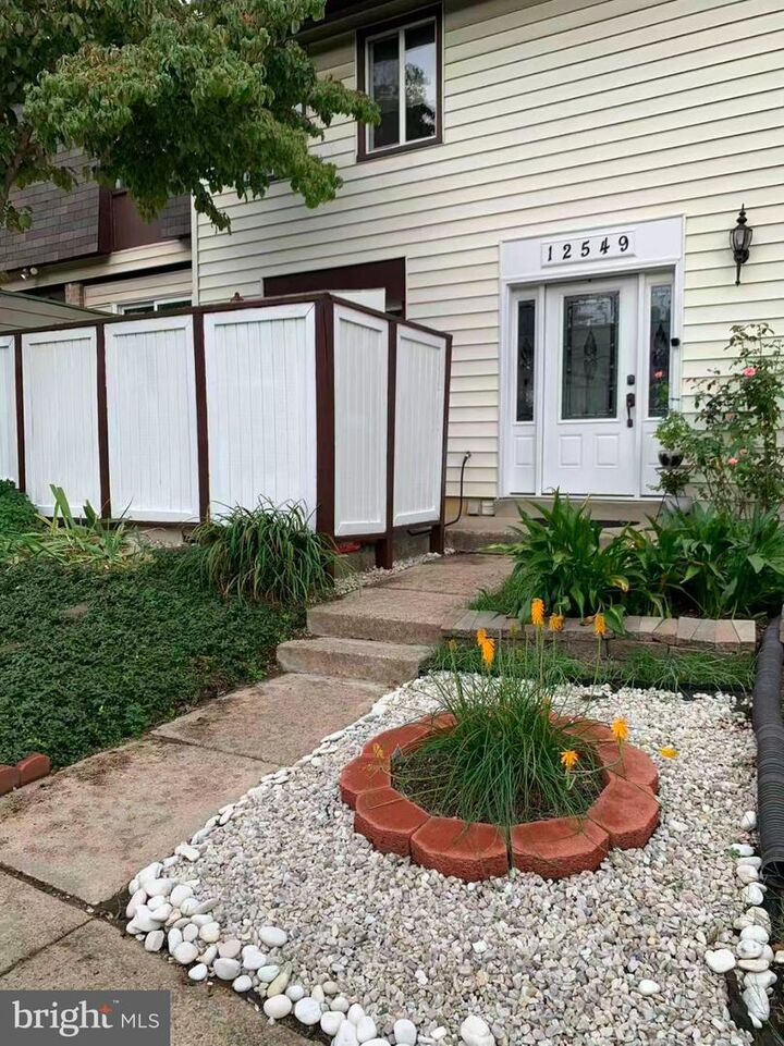 Property Photo:  12549 Basque Place  VA 22192 