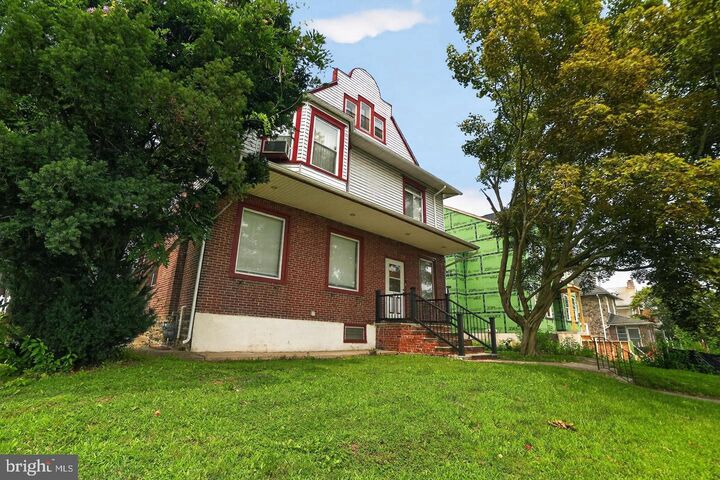 Property Photo:  108 E Township Line Road  PA 19083 