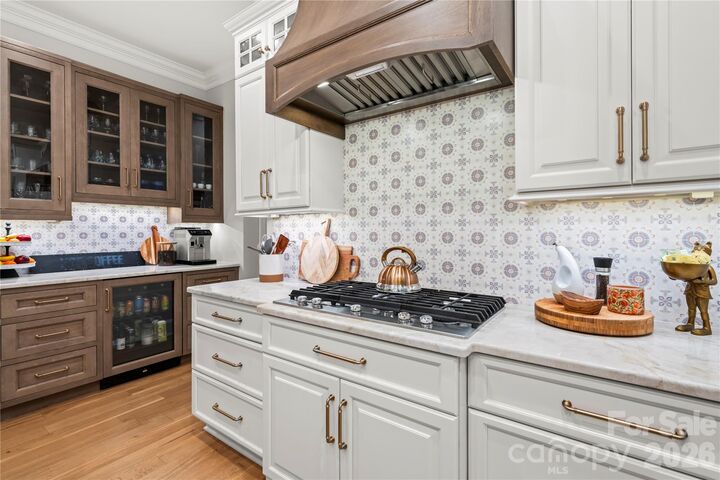 Property Photo: 1637 Olmsted Drive NC 28803