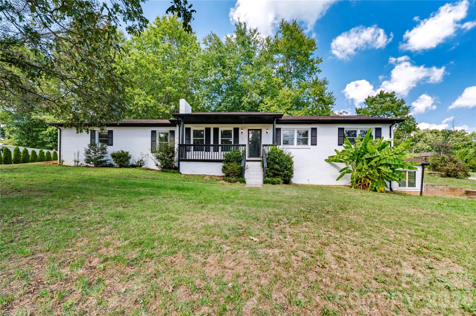 Property Photo:  2537 Brentwood Circle  NC 28645 