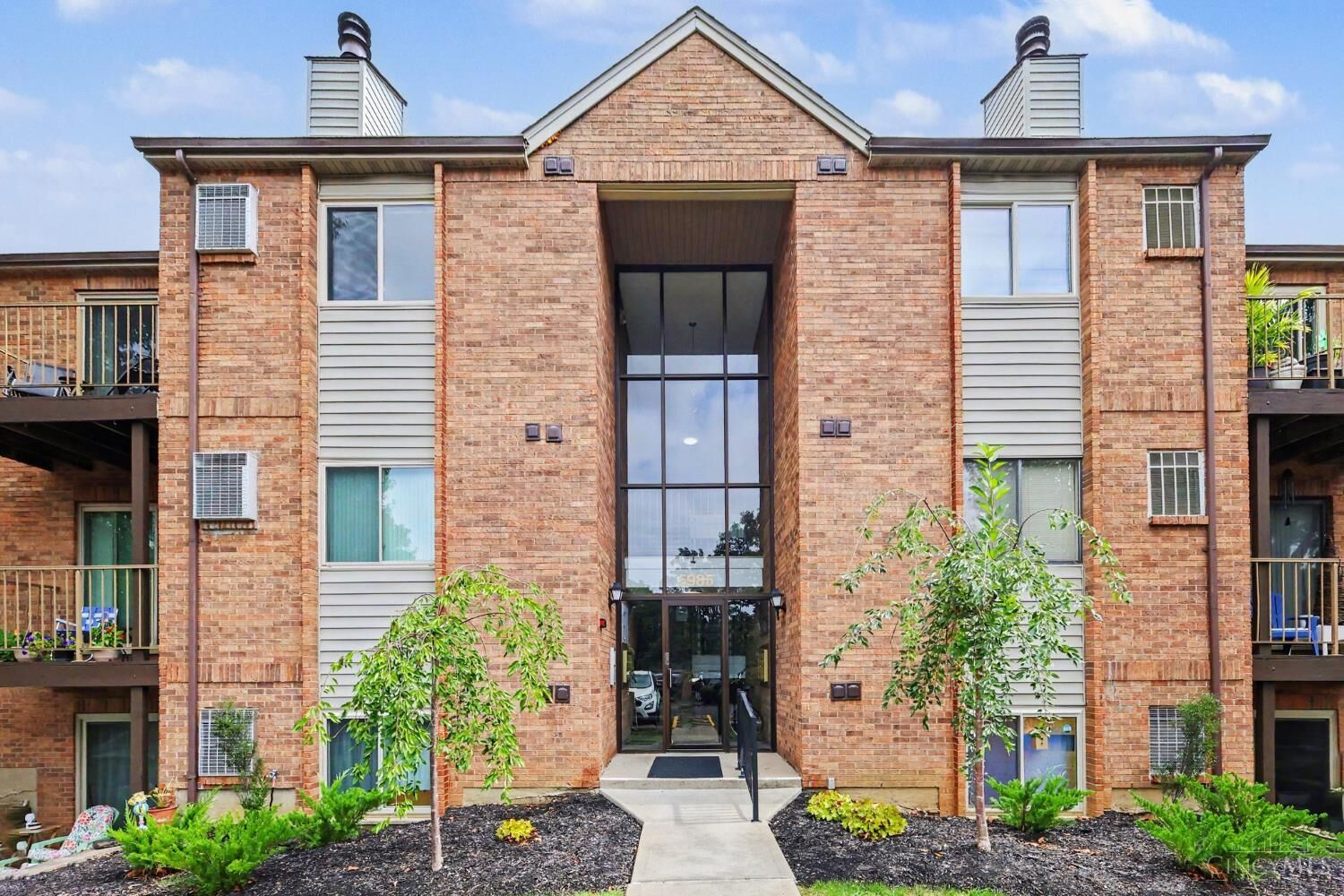 Property Photo: 5985 Meadow Creek Drive OH 45150