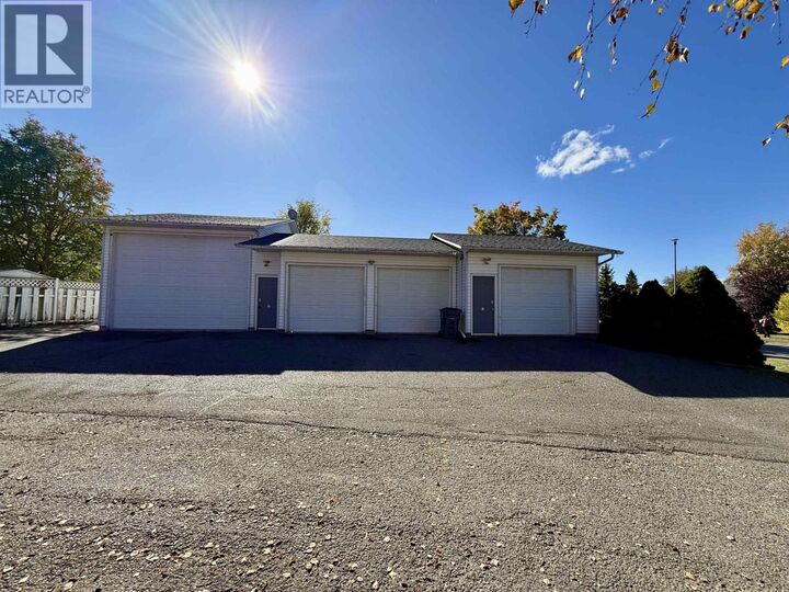 Property Photo:  1746 Irwin Street  BC V2M 2Y5 