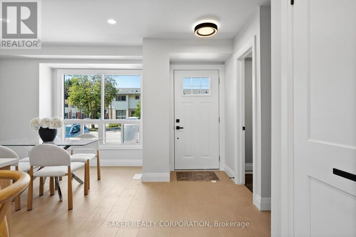 Property Photo:  355 Sandringham Crescent 33  ON N6C 5K3 