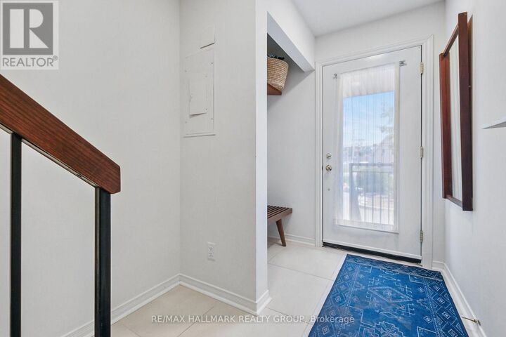 Property Photo:  20 Charlevoix Street 34  ON K1L 8K5 