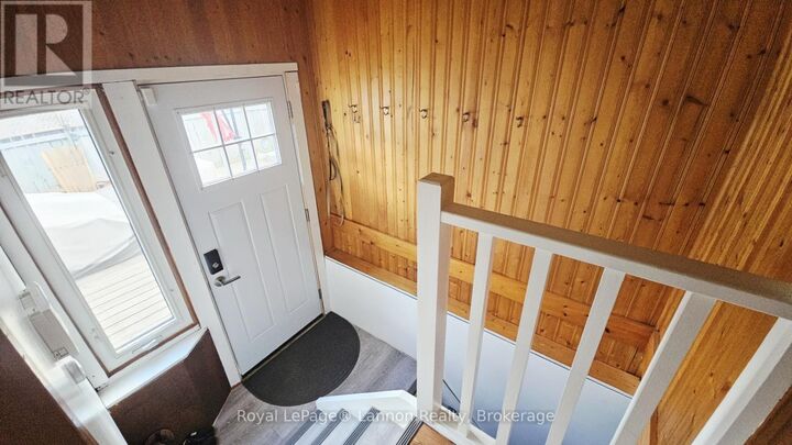 Property Photo:  295 Cowan Street  ON P7A 1R6 