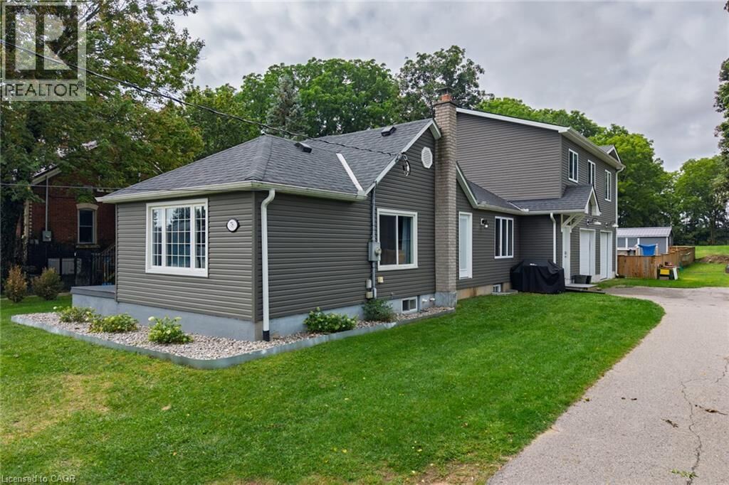 Property Photo:  78 Oak Street  ON N3Y 3J8 