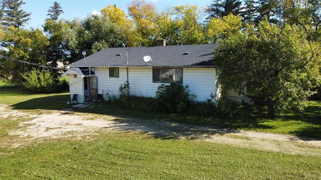 Property Photo:  18090 17th Avenue  MB R0C 2W0 