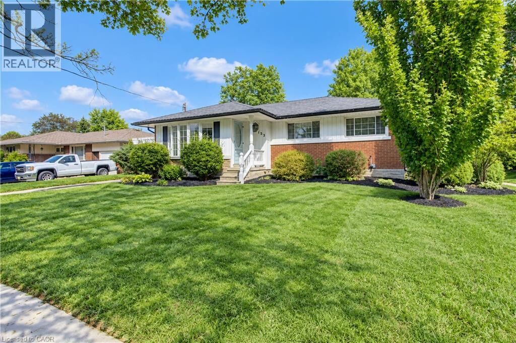 Property Photo:  133 Cornell Avenue  ON N2G 3E5 