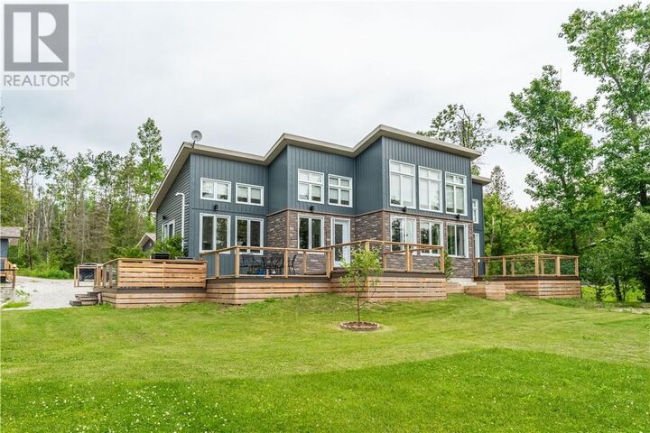 Property Photo: 1386 Bay Estates Road S ON P0P 1W0