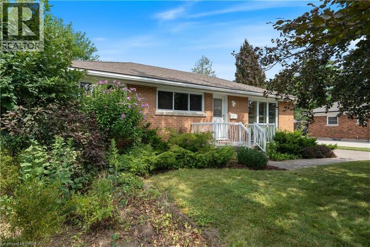 Property Photo:  25 Wayne Drive  ON N3R 2Y6 