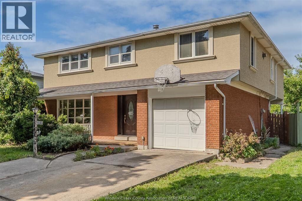 Property Photo:  9880 Asgard Road  ON N8R 1E2 