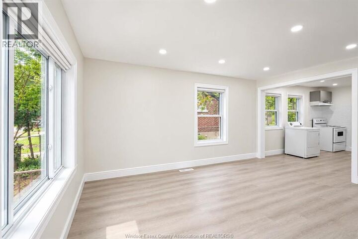 Property Photo:  3272 Edison Street  ON N9C 1S2 