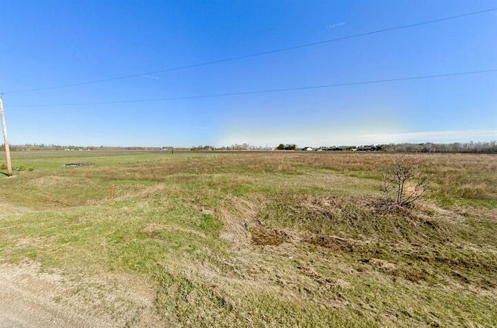 Property Photo:  67 Tom Prince Drive  MB R0C 2L0 
