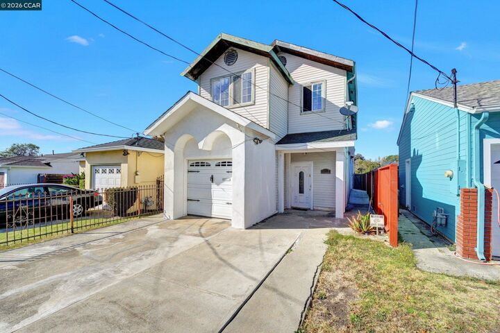 Property Photo: 3033 Rheem Ave CA 94804