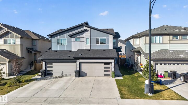 Property Photo:  9330 Cooper Bend SW  AB T6W 4M4 