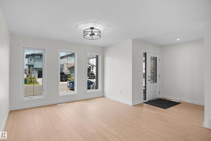 Property Photo:  11 Elis Link  AB T7X 2Z7 