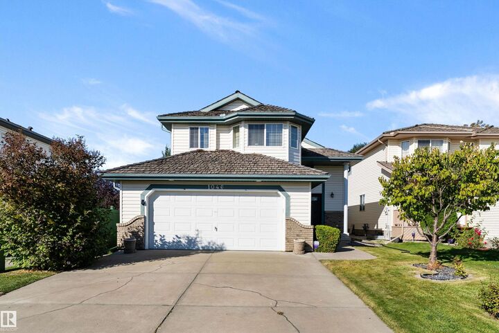 Property Photo:  1046 Blackburn Close SW  AB T6W 1C7 