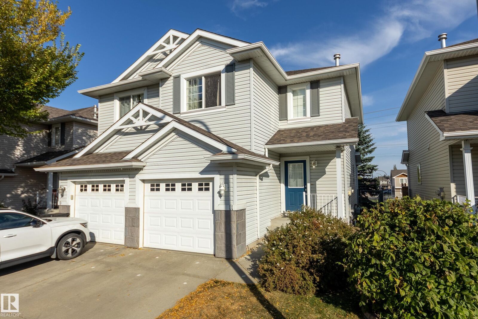 Property Photo:  115 Chestermere Drive 11  AB T8H 2W4 