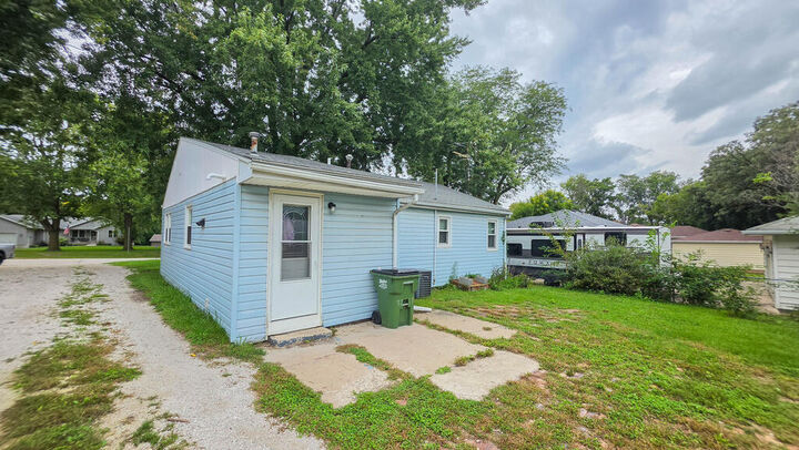 Property Photo:  22384 &Amp 22390 Old Hwy 169  IA 50501 