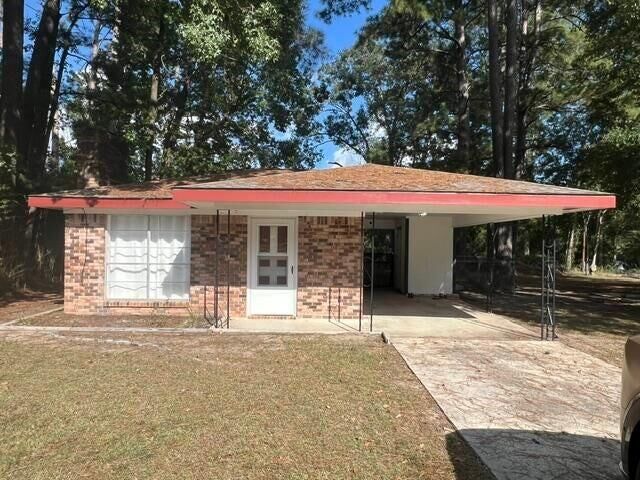 Property Photo:  1207 S 11th Street  LA 71446 