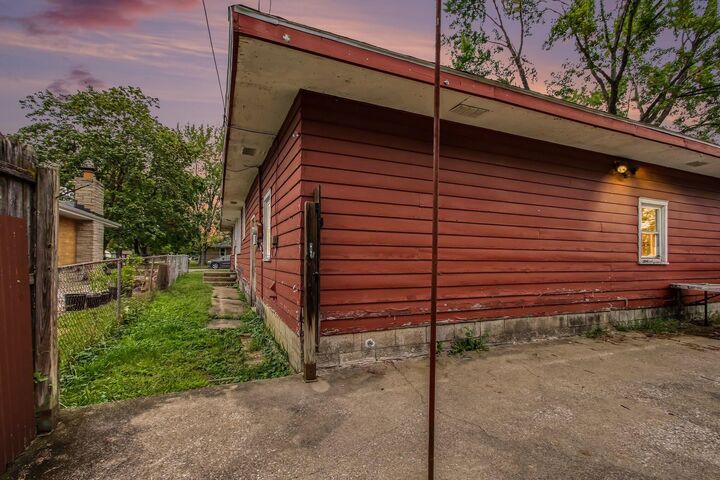 Property Photo: 1702 Minnesota Street IN 46342