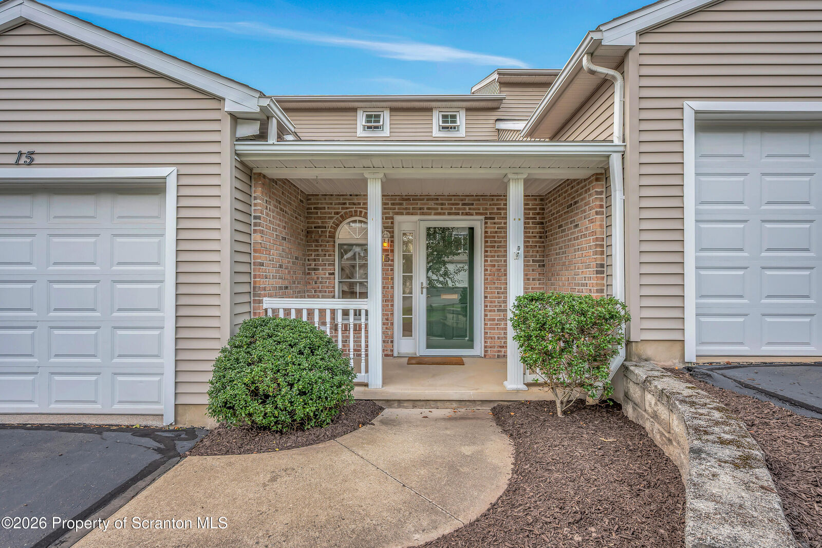 Property Photo: 15 Waterford Road Bldg 12 PA 18411