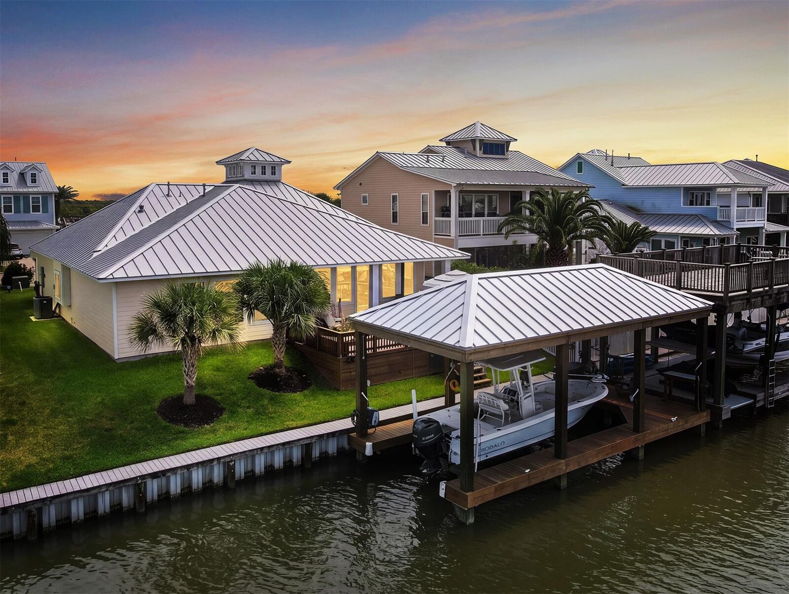 Property Photo:  5418 Brigantine Cay Court  TX 77590 