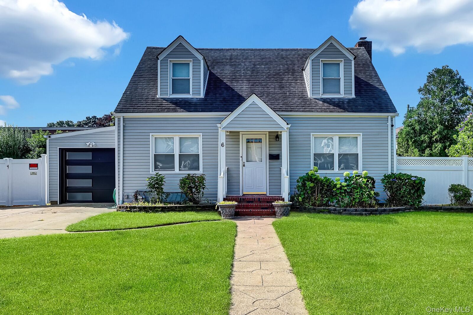 Property Photo:  6 Manchester Street  NY 11590 