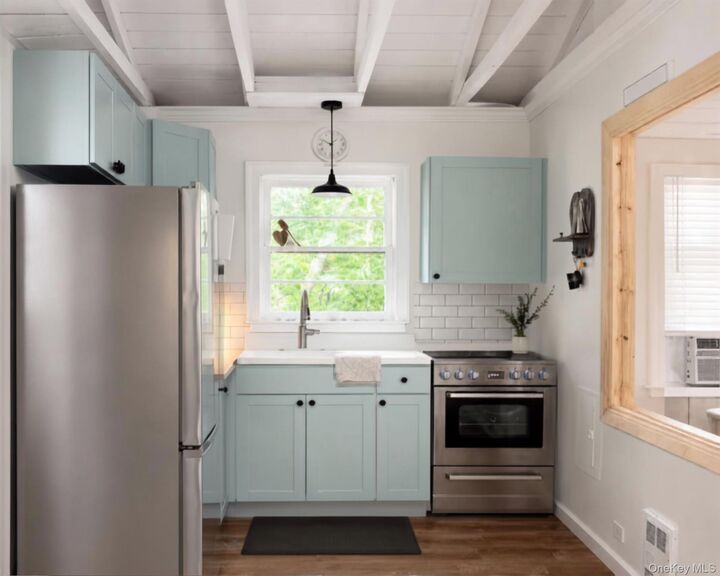 Property Photo: 10 E Way Path NY 11933