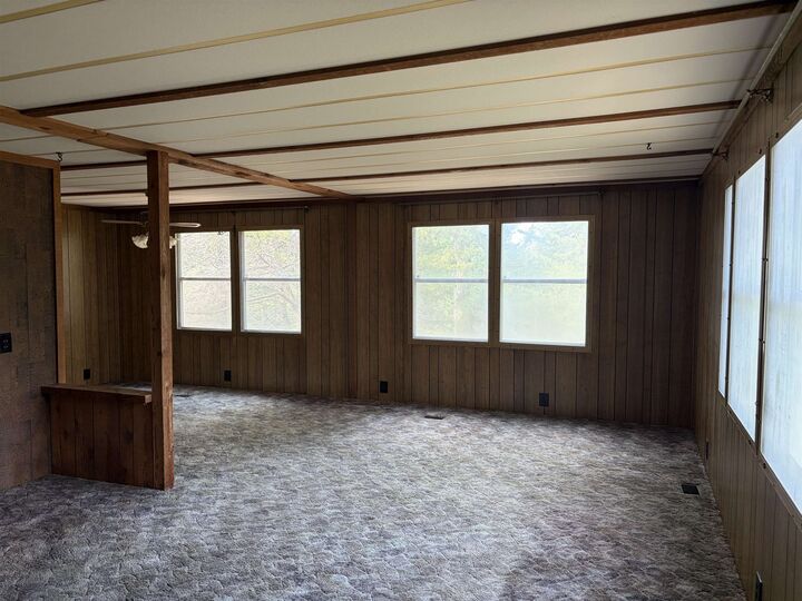 Property Photo:  158 Hill Crest Dr.  NE 69101 