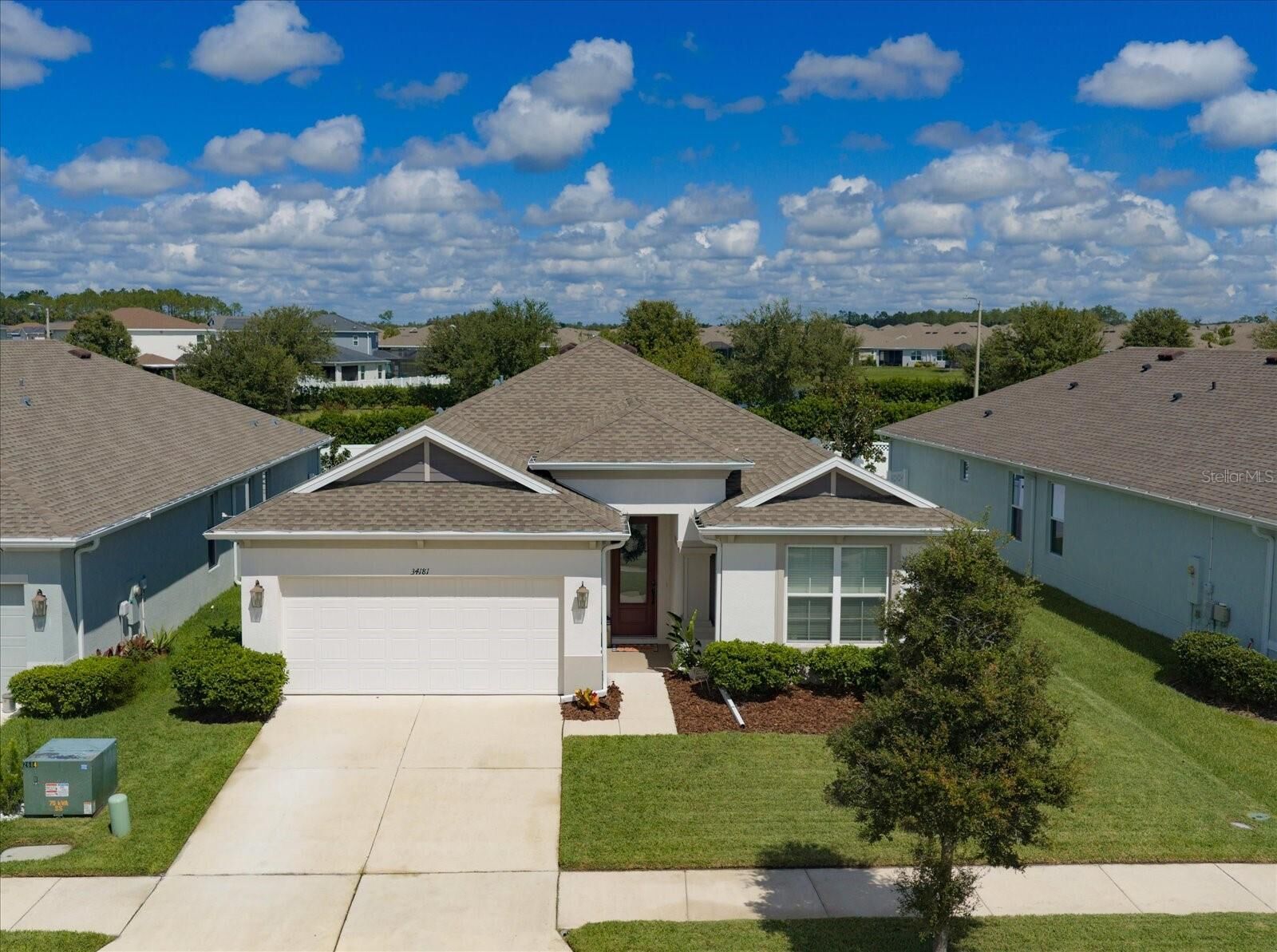 Property Photo: 34181 Radley Way FL 33545