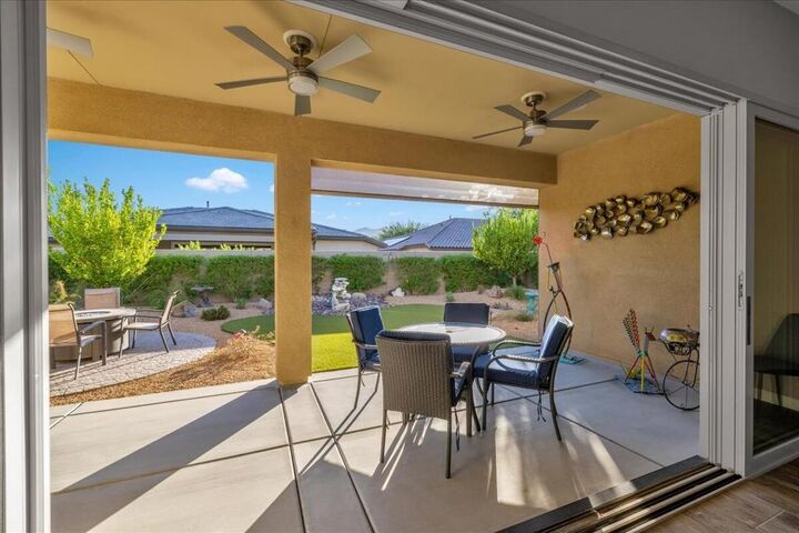 Property Photo: 31 Chianti CA 92270