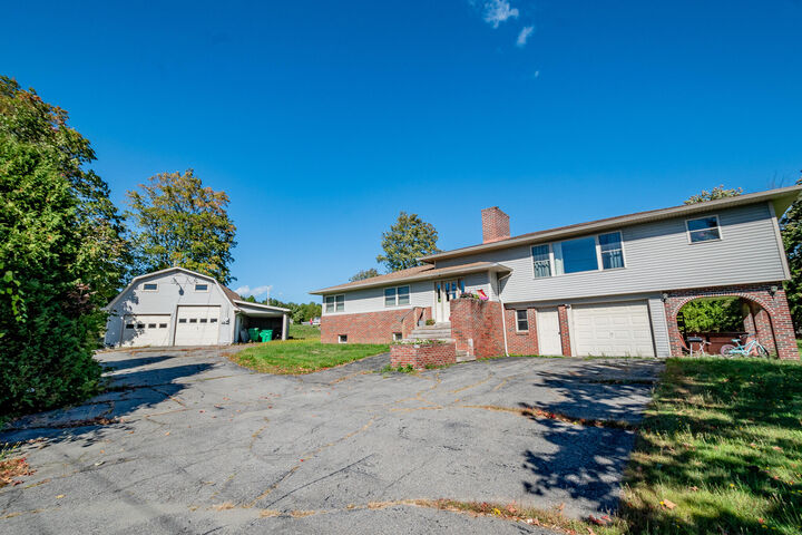 Property Photo: 184 Main Road ME 04422