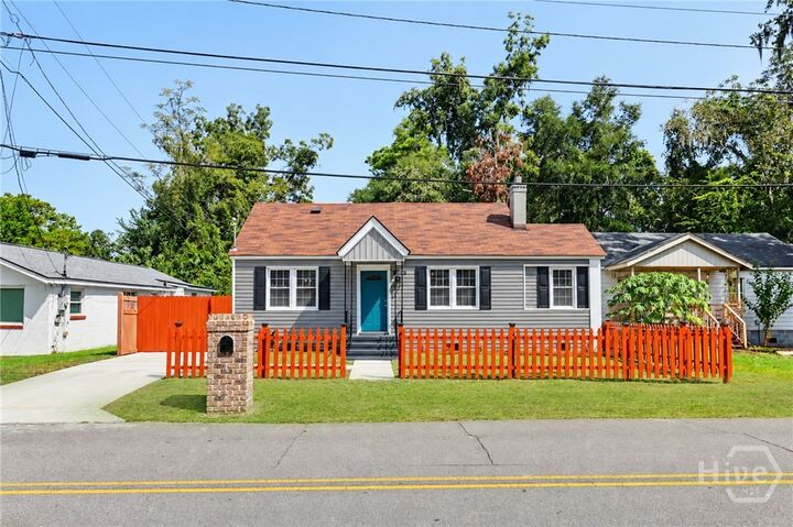 Property Photo:  3106 Falligant Avenue  GA 31404 