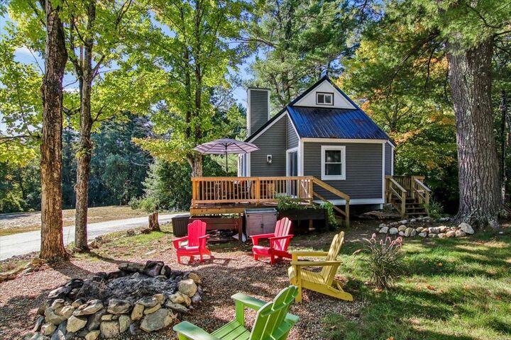Property Photo: 15 Sargent Drive NH 03077