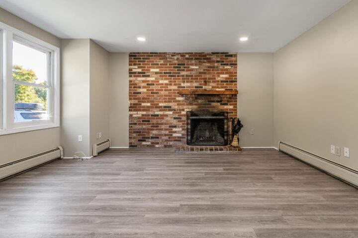 Property Photo:  36 Tenney Road  NH 03873-2367 