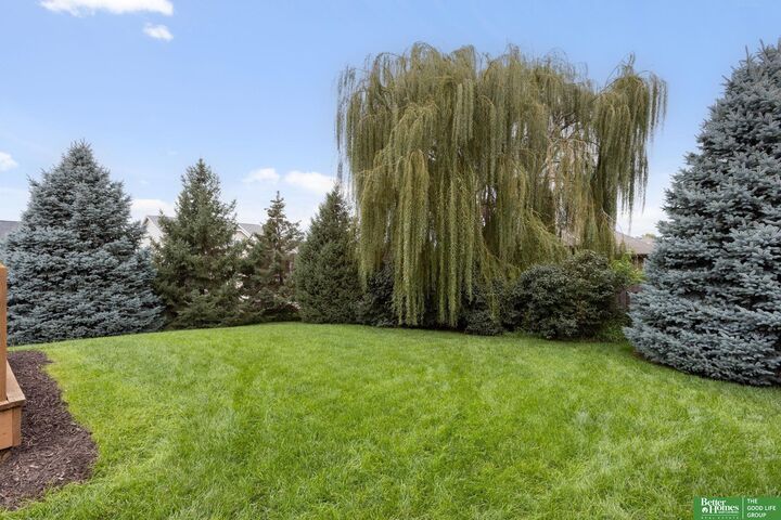 Property Photo:  19124 Lake Street  NE 68022 