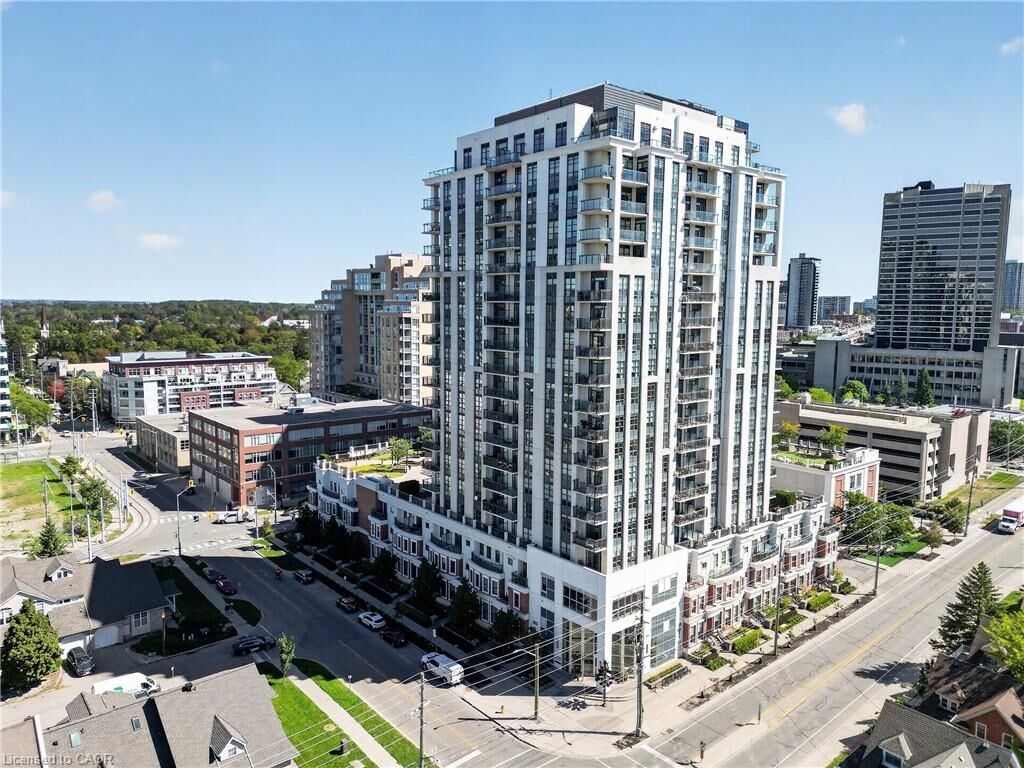 Property Photo:  144 Park Street 1807  ON N2L 0B6 
